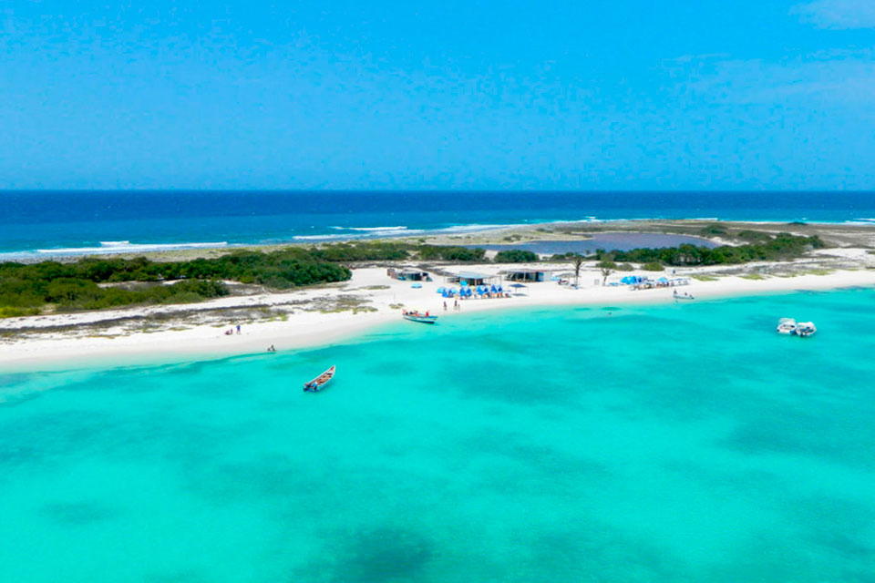 La Tortuga Chelonia Eco Village